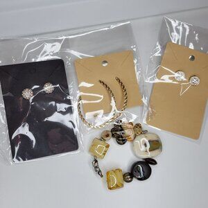 Jewellery Lot 2 Pairs of Sparkly Stud Earrings, 1 hoops and a Stone Bracelet